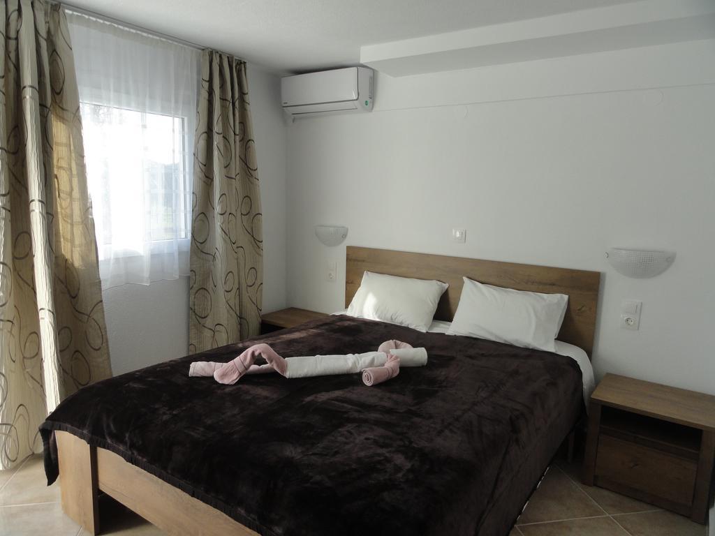 Delfini House Apartment Asprovalta Bagian luar foto